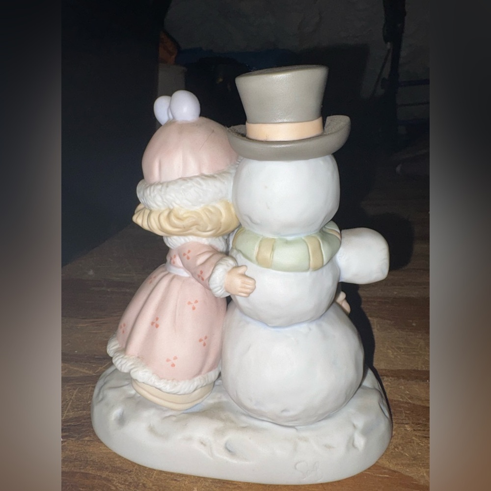 Precious Moments- Girl with Snowman Figurine. “Snow Man Like My Man”. - Picture 2 of 3